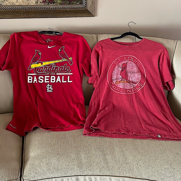 2 Mens large St Louis Cardinals T-shirts - Picture 1 of 4